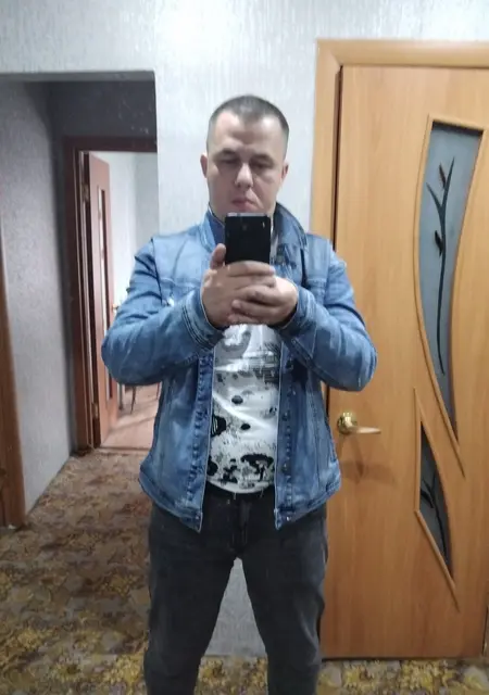 Sergey из Новомосковска, мне 28, познакомлюсь для приятного времяпровождения