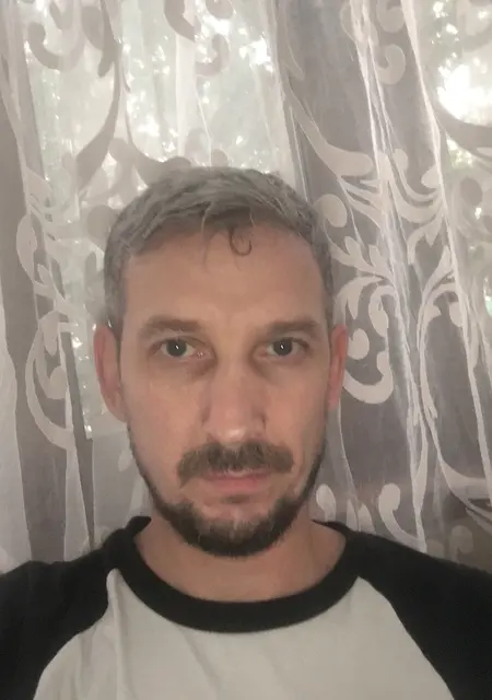 Я Alex, 42, знакомлюсь для совместных путешествий в Сургуте