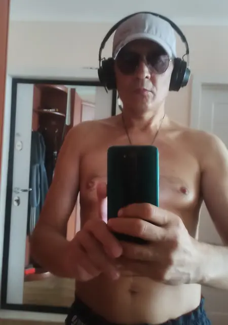 Я Хочетон, 45, из Якутска, ищу знакомство для приятного времяпровождения