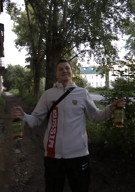 Егор из Куйбышева, мне 20, познакомлюсь на одну ночь