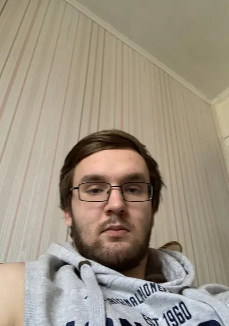 Я Дмитрий, 24, из Чайковского, ищу знакомства без обязательств