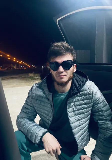 Я Arsen, 26, из Дзержинска, ищу знакомство для вирта