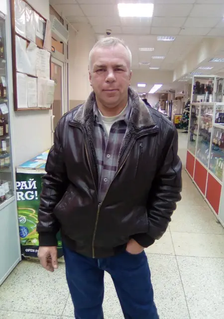 Слава из Соснового Бора, ищу на сайте знакомства без обязательств