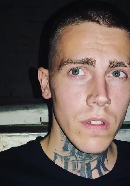 Генрих из Львова, ищу на сайте знакомства на одну ночь