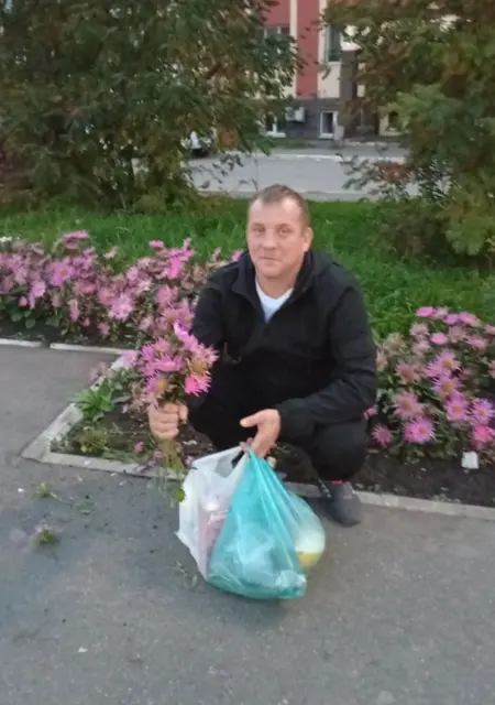 Евгений из Донецка, ищу на сайте постоянные отношения