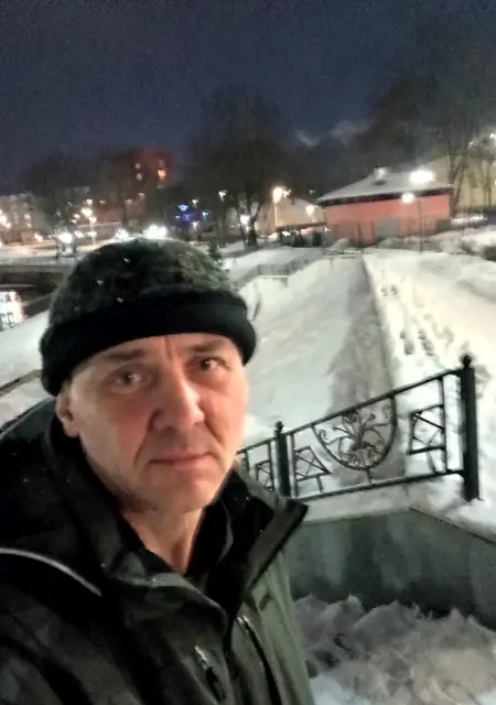 Андрей из Выборга, мне 36, познакомлюсь без обязательств