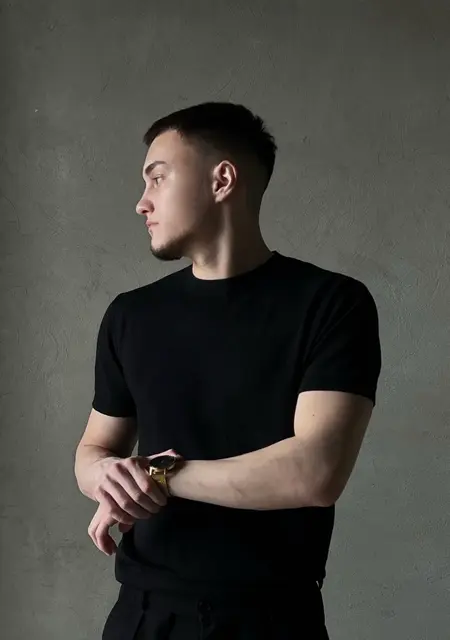 Я Никита, 21, из Йошкар-Олы, ищу знакомство для приятного времяпровождения