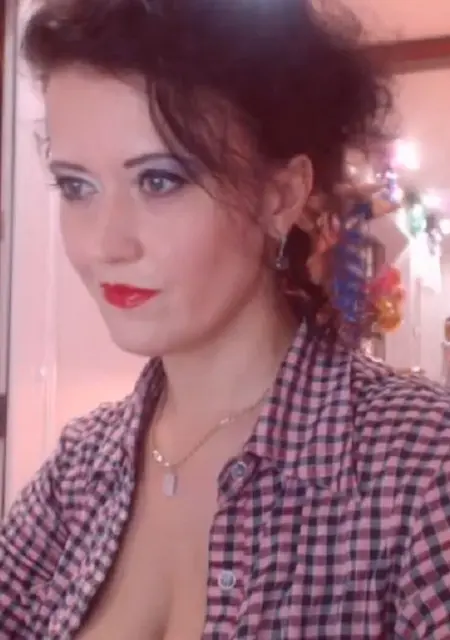 Я Катя, 48, из Москвы, ищу знакомства без обязательств