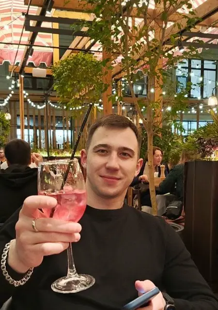 Я Владислав, 27, из Чехова, ищу знакомство для вирта