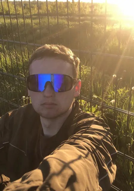 Даниил из Курска, ищу на сайте знакомства на одну ночь