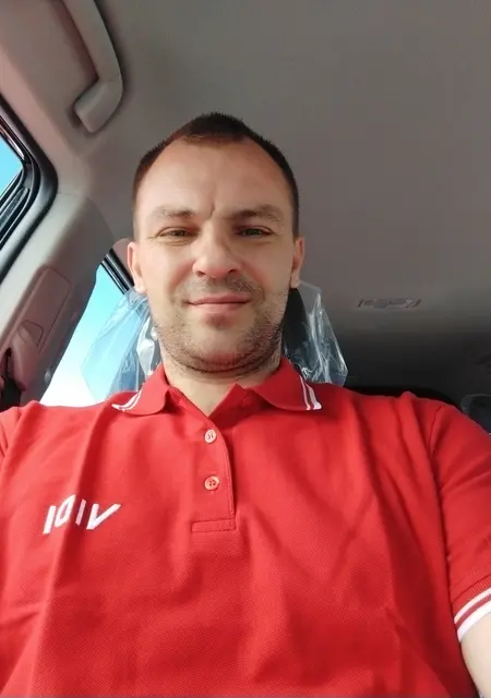 Алексей из Киева, ищу на сайте знакомства на одну ночь