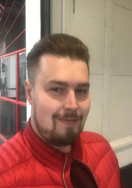 Илья из Зеленограда, ищу на сайте знакомства на одну ночь