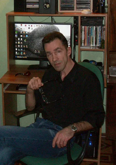 Vladimir из Йошкар-Олы, мне 53, познакомлюсь для постоянных отношений