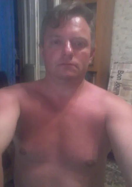 Евгений из Старого Оскола, мне 45, познакомлюсь для дружбы