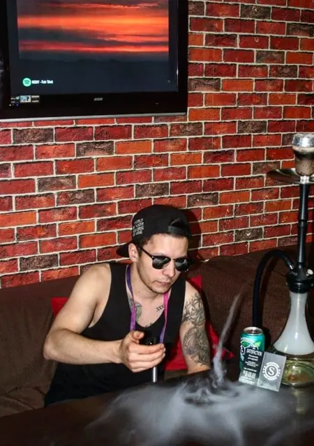 Я Кирилл, 30, из Химок, ищу знакомство для дружбы