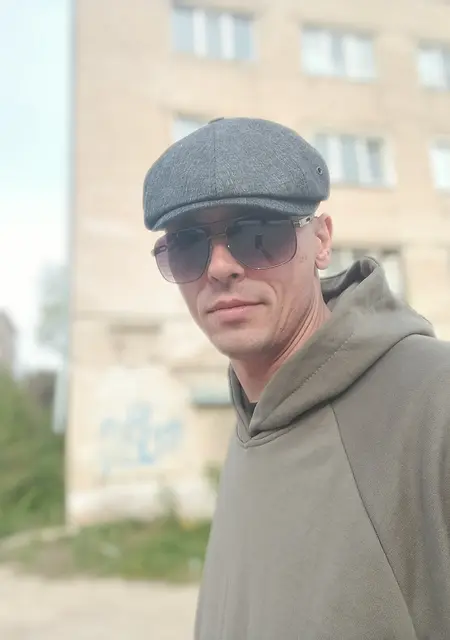 Я Анатолий, 38, из Сызрани, ищу знакомства на одну ночь