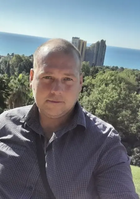 Александр из Северодвинска, ищу на сайте знакомства на одну ночь