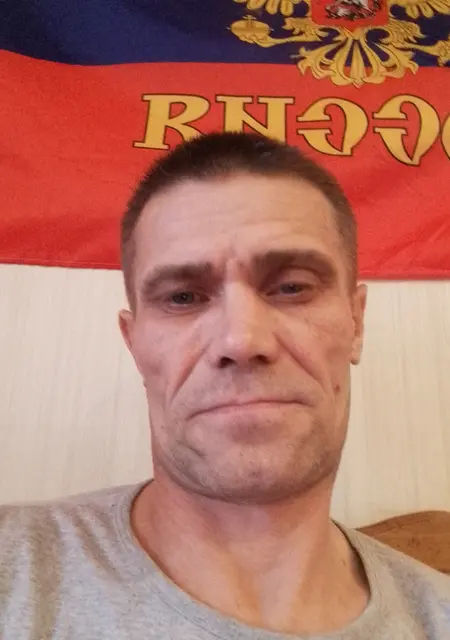 Я Виталий, 39, из Сургута, ищу знакомства на одну ночь