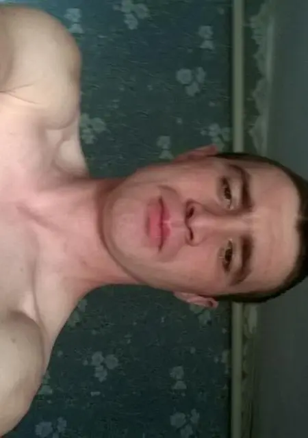 Я Александер, 34, знакомлюсь без обязательств в Петропавловске-Камчатском