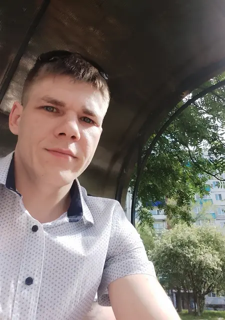 Артём из Хабаровска, мне 28, познакомлюсь для общения