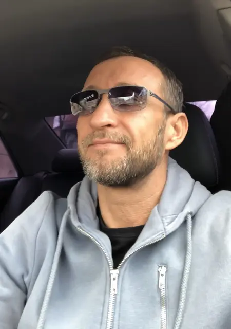 Макс из Твери, ищу на сайте знакомства без обязательств