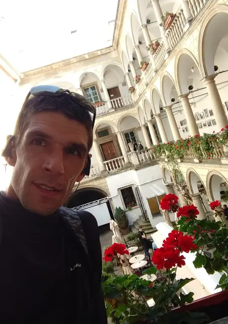 Саня из Николаева, мне 44, познакомлюсь на одну ночь