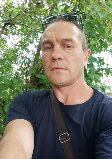 Я Семён, 42, знакомлюсь на одну ночь в Красноярске