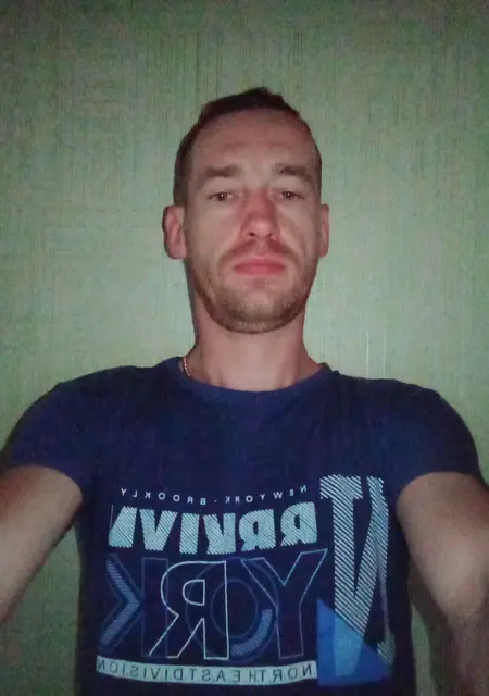 Жек из Рязани, мне 39, познакомлюсь без обязательств