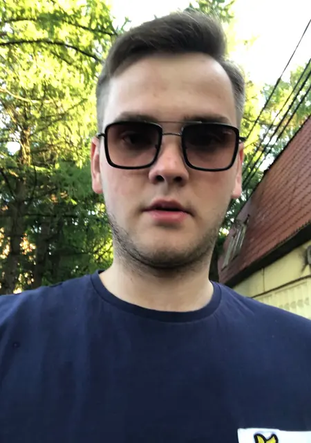 Кирилл из Химок, мне 27, познакомлюсь без обязательств