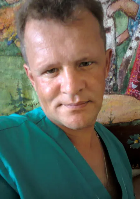 Я Рома, 49, знакомлюсь без обязательств в Томске