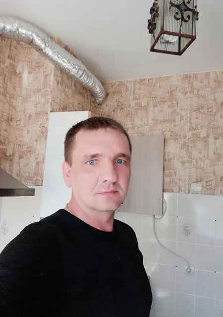 Я Роман, 47, знакомлюсь без обязательств в Красноярске