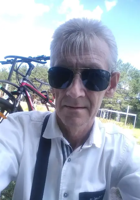 Гарик из Сургута, ищу на сайте приятное времяпровождение