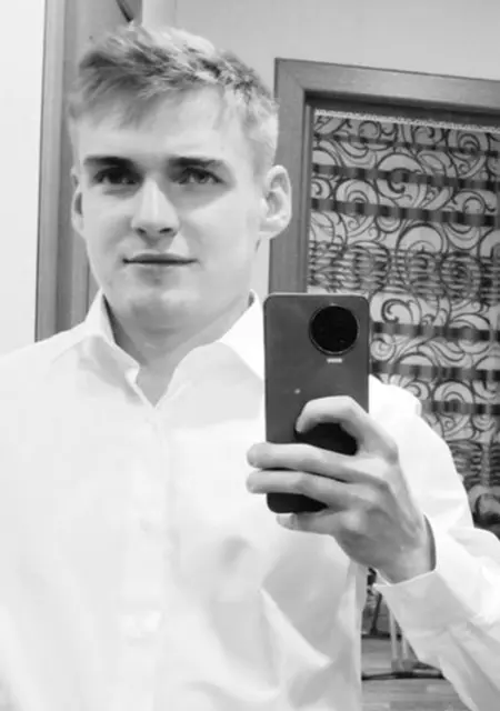 Я Валерий, 21, знакомлюсь для постоянных отношений в Улан-Удэ